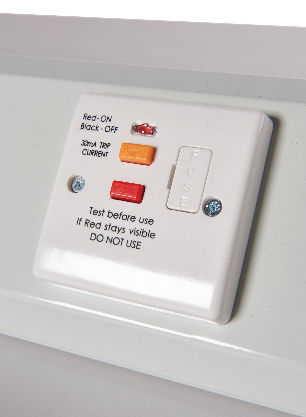 RCB Circuit Breaker for QMP Workbenches