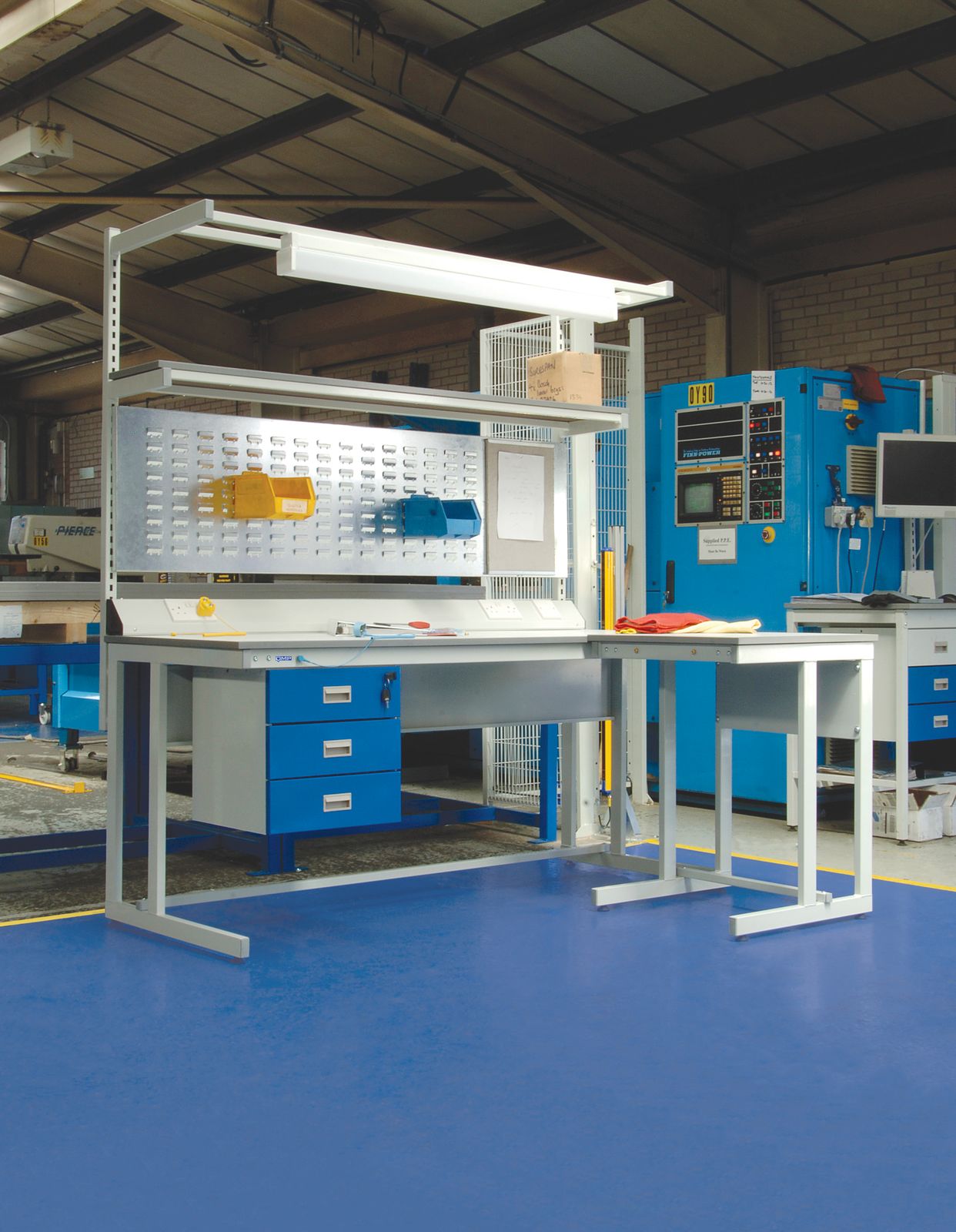 Express ESD Cantilever Workbench Kits