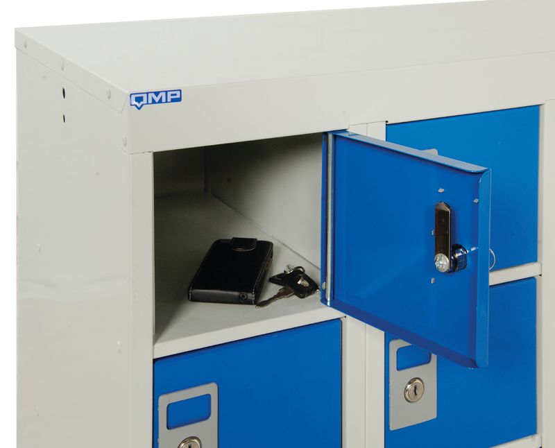 Express Personal Effects Lockers